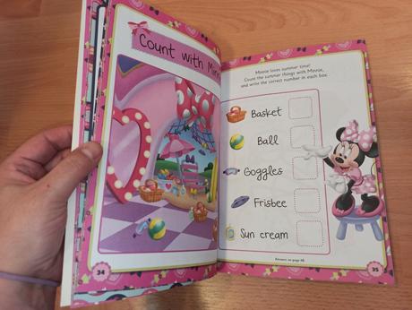 Disney minnie bow-tique activities,