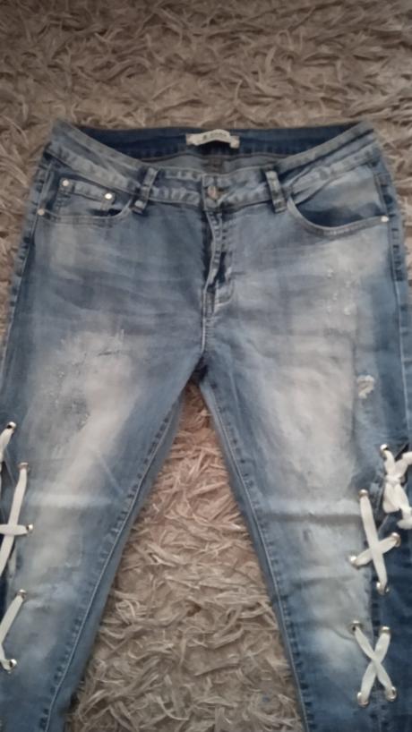 Rifle s viazačkou nad členky, 30