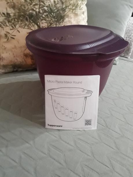 Nádoba na prípravu cestovín v mikrov. - tupperware,