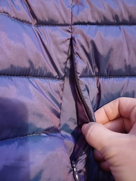 Kvalitná fialová nepremokavá bundička, s