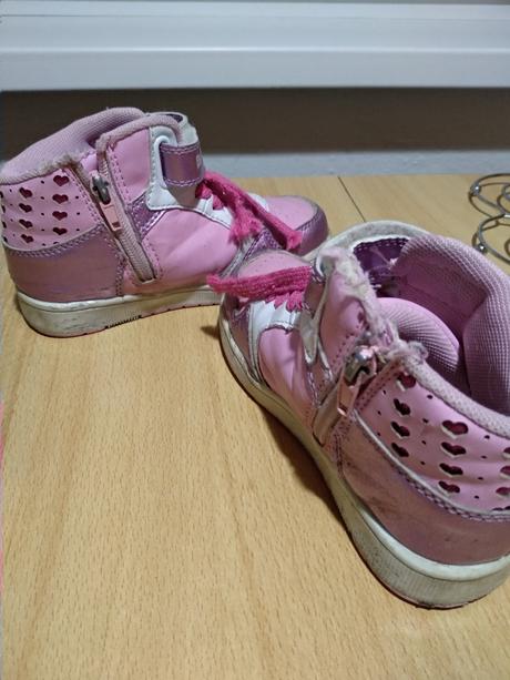 Vyššie botasky, bubble gummers,26