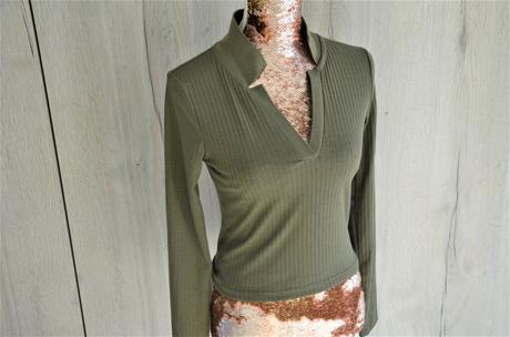 Olivové crop tričko-m, m