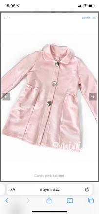 Svetloruzovy kabatik so striebornymi gombikmi, 110