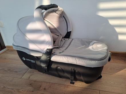 Vanička/ autosedacka concord, concord