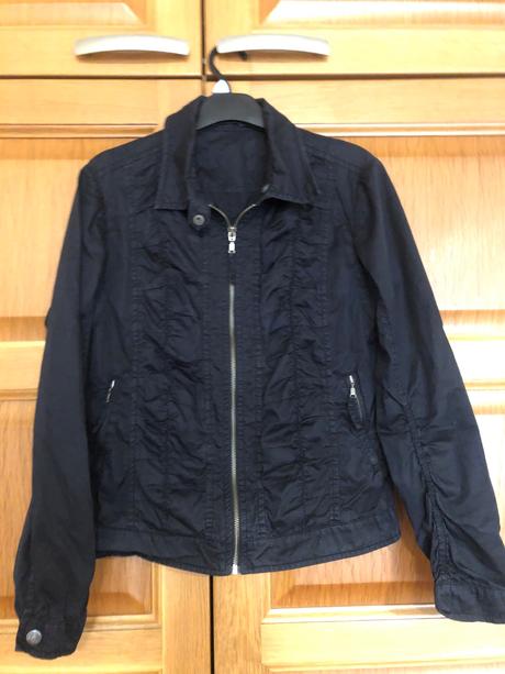 Čierna bunda  veľkosť 38, m