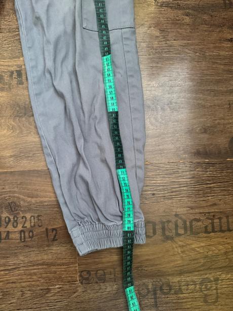 Sivé kapsáče, reserved,146