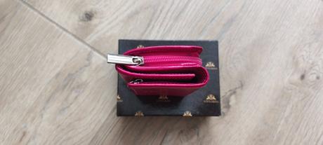 Dámska peňaženka, 