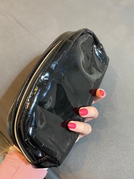 Lesklá kozmeticka taška, 