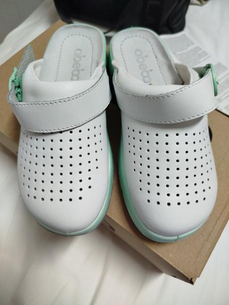 Zdravotnícke šľapky abeba, 37