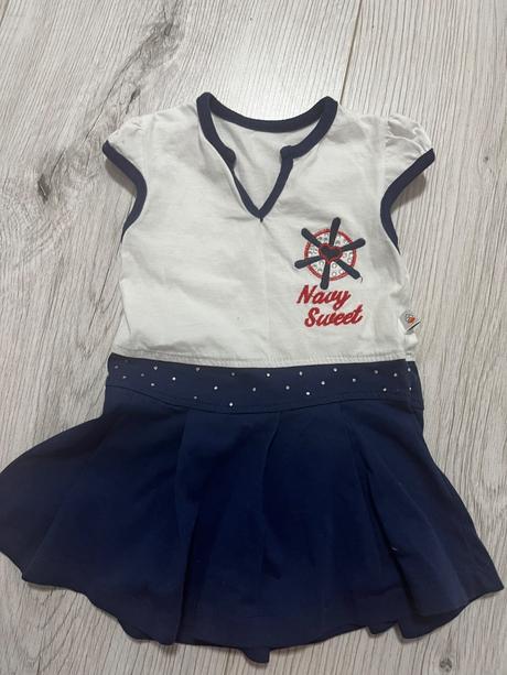 Namornicke šaty s kamienkami, 74