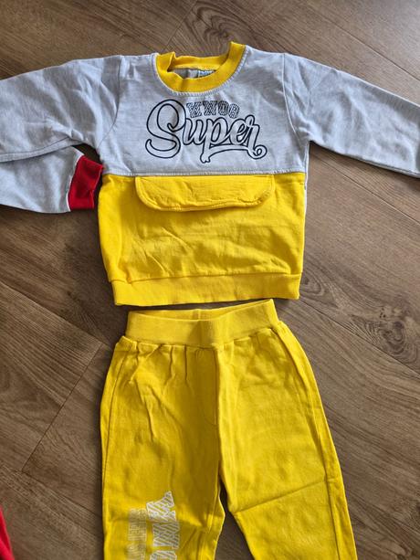 Teplákové súpravy, 104