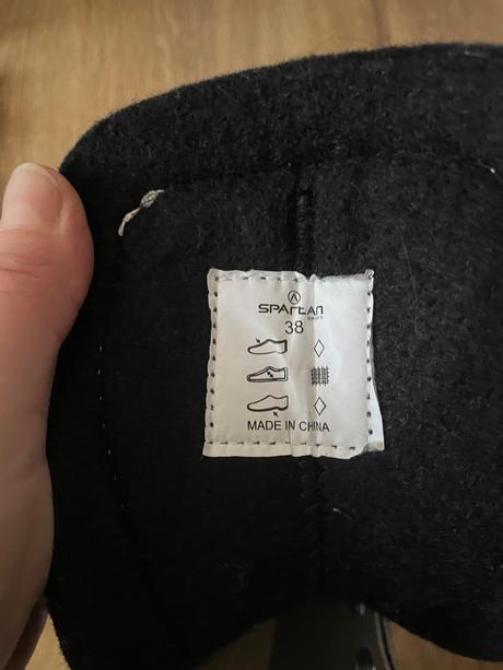 Chlapčenské korčule na lad, 38