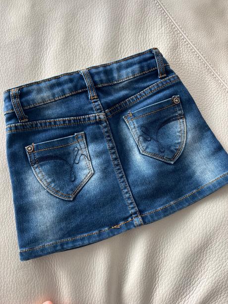 Dievčenská sukňa riflova s kryštálmi vel.4, 104