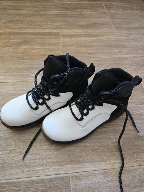 Icepeak nízke čižmy 'anabar' čierna / biela, 40