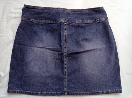 Džínsová sukňa, 42