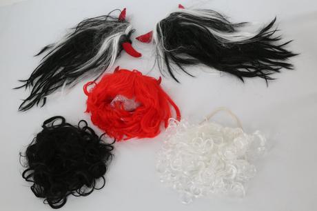 Karnevalové parochne a klobúky,