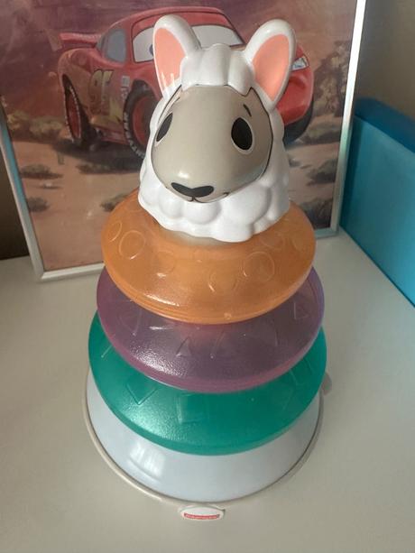 Svietiace veža fisherprice, 