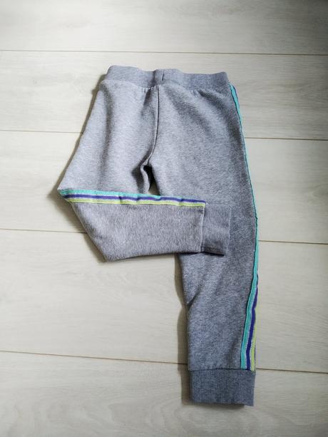 Dievčenské tepláky, f&f,104