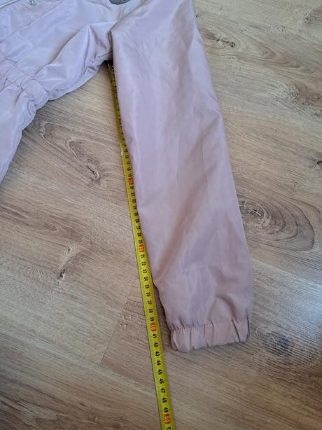 Prechodná bunda, 158