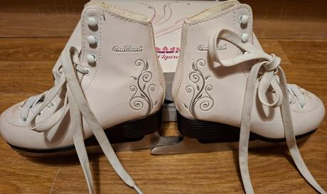 Nové kraso korčule, crowned,31