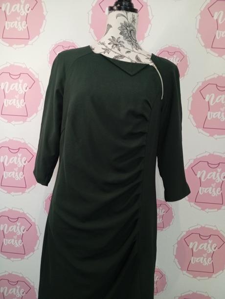 Šaty so zaujímavým strihom, 40