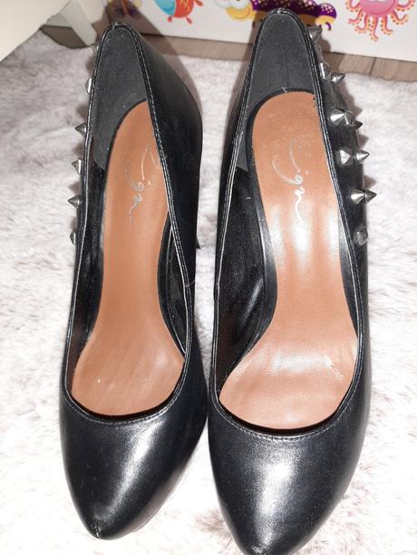 Lodičky na platforme, 36