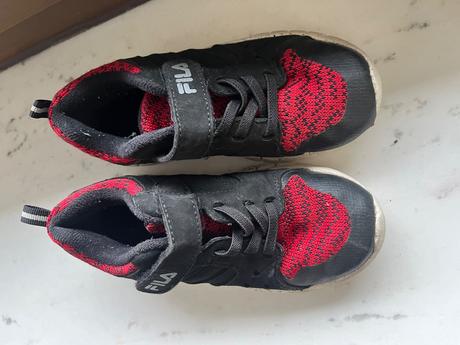 Fila tenisky velkost 28, fila,28