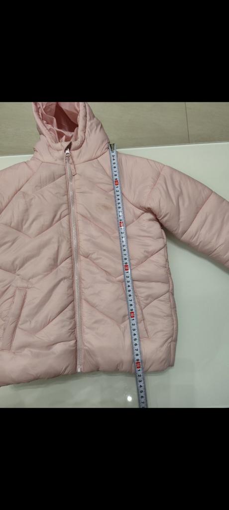 Predám dievčenskú zimnú bundu, 128