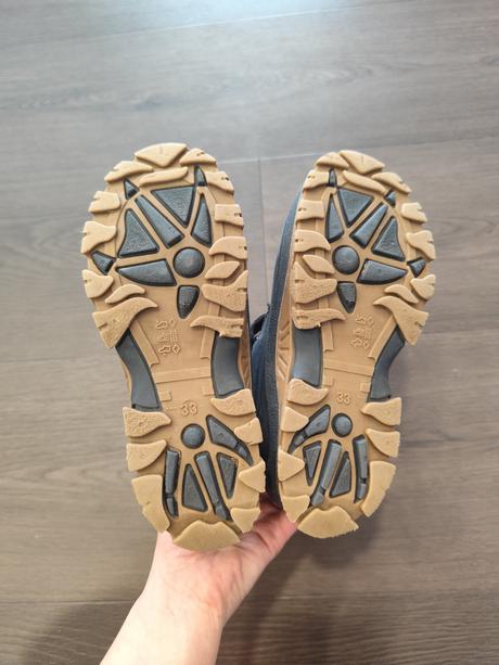 Snehule lurchi, lurchi,32