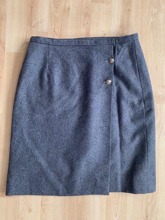 Minisukňa s gombíkmi, xs