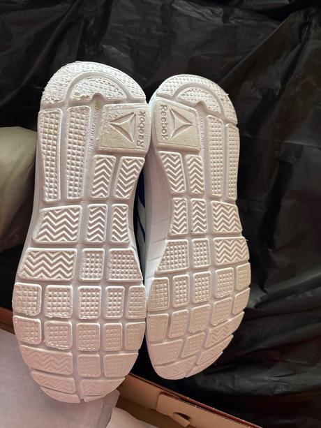 Ľahké tenisky top stav, reebok,37