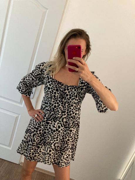 Ľahké letné saty, s