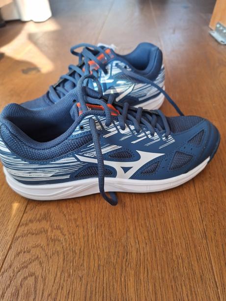 Halová obuv, mizuno,38