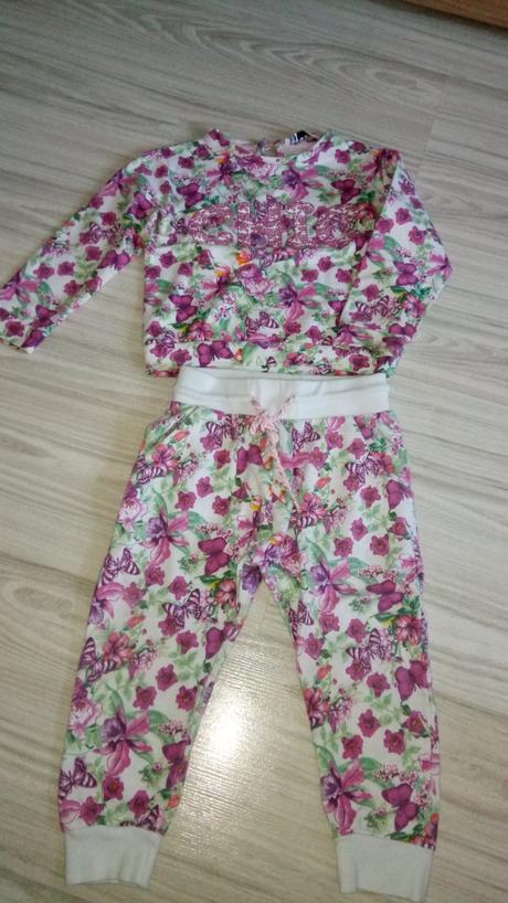 Kvetovaná súprava, terranova,98