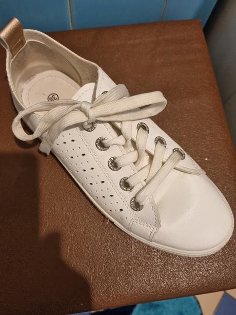 Topánky na jeseň, 38