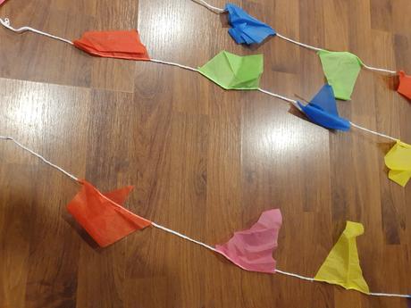 Narodeninové zástavky 4 metre - látkové 22 kusov, 