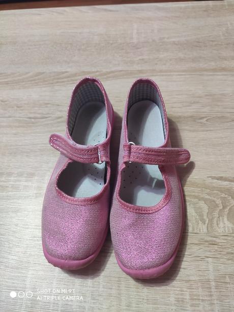 Papučky nazo, nazo,33