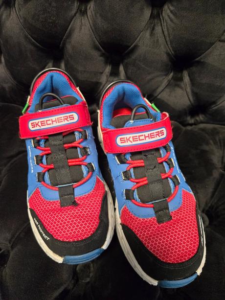 Skechers game, skechers,35