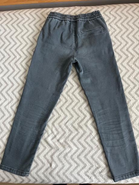 Nohavice, reserved,134