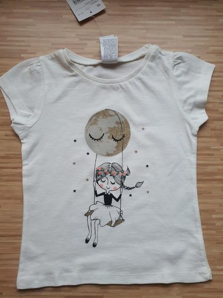 Tricko s trblietavym mesiacom, c&a,104