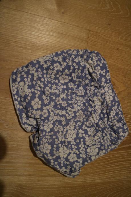 Kratasky v top stave, h&m,110