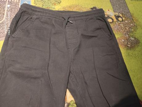 Čierne nohavice na gumku, 164