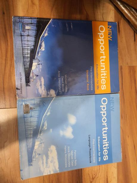 Rôzne knihy a pracovné zošity aj lacno,