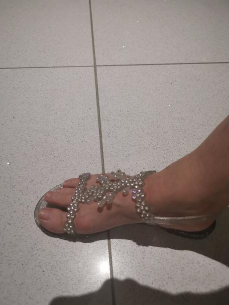 Sandalky scaviola, 38