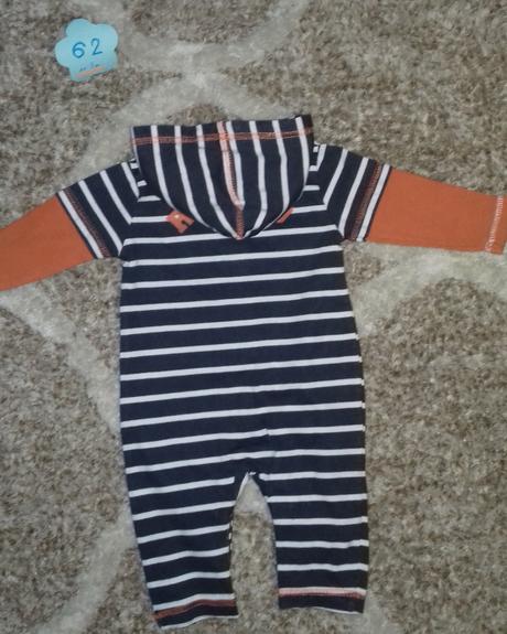 Moderný overal s kapucňou, 62