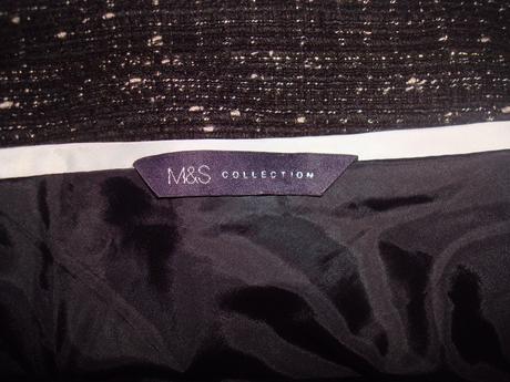 Hrubšia sukňa asymetrického tvaru veľ. 40-42, marks & spencer,40