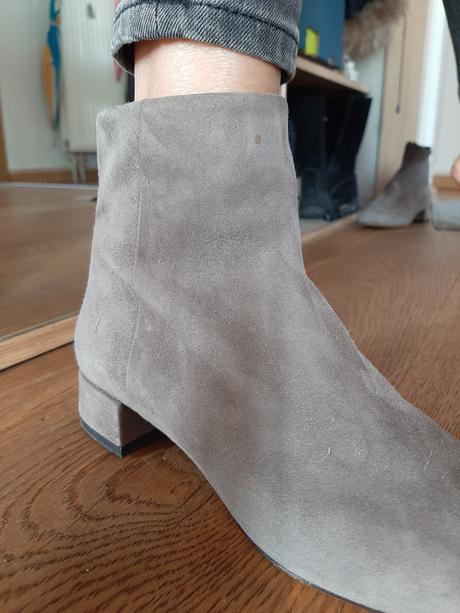 Kotnikove cizmy 35, 35