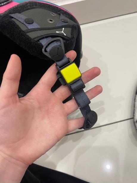 Detská lyžiarska prilba zn. cébé, 