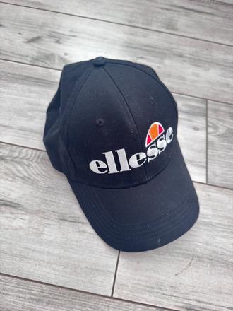 Šiltovka ellesse, 