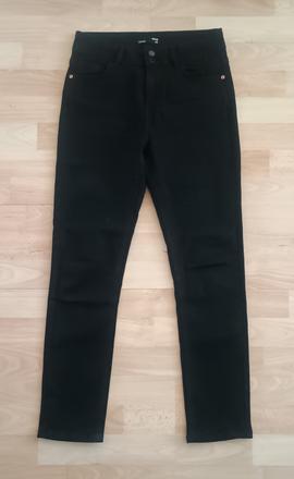 Čierne riffle, sinsay,36